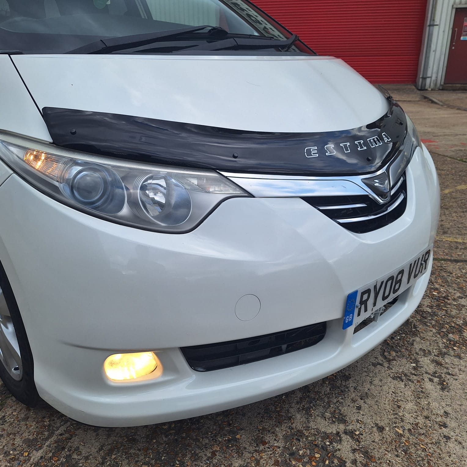 
								Toyota Estima G package full									