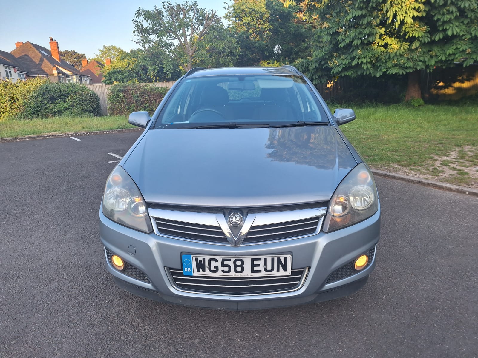 
								Vauxhall Astra full									