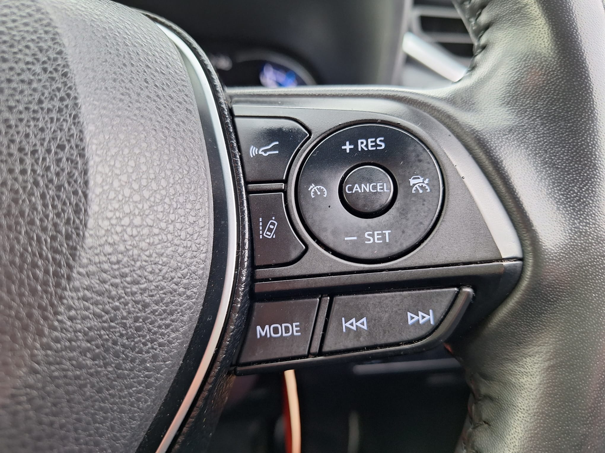 
								Toyota Rav4 Dynamic full									