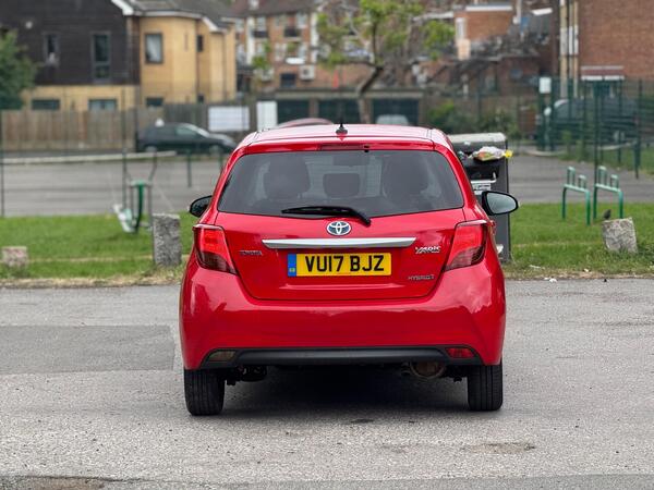 
								Toyota Yaris Icon Hatchback full									