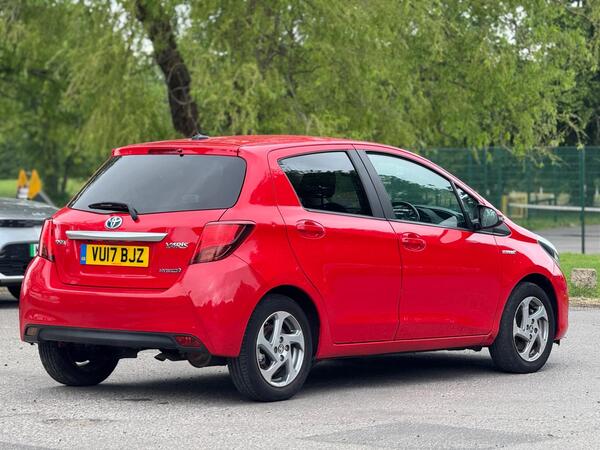 
								Toyota Yaris Icon Hatchback full									