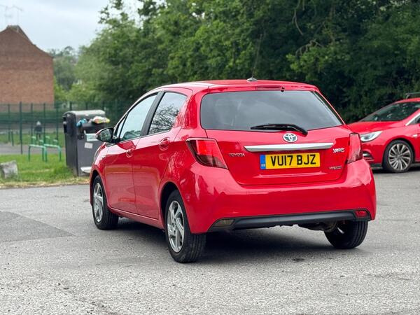 
								Toyota Yaris Icon Hatchback full									