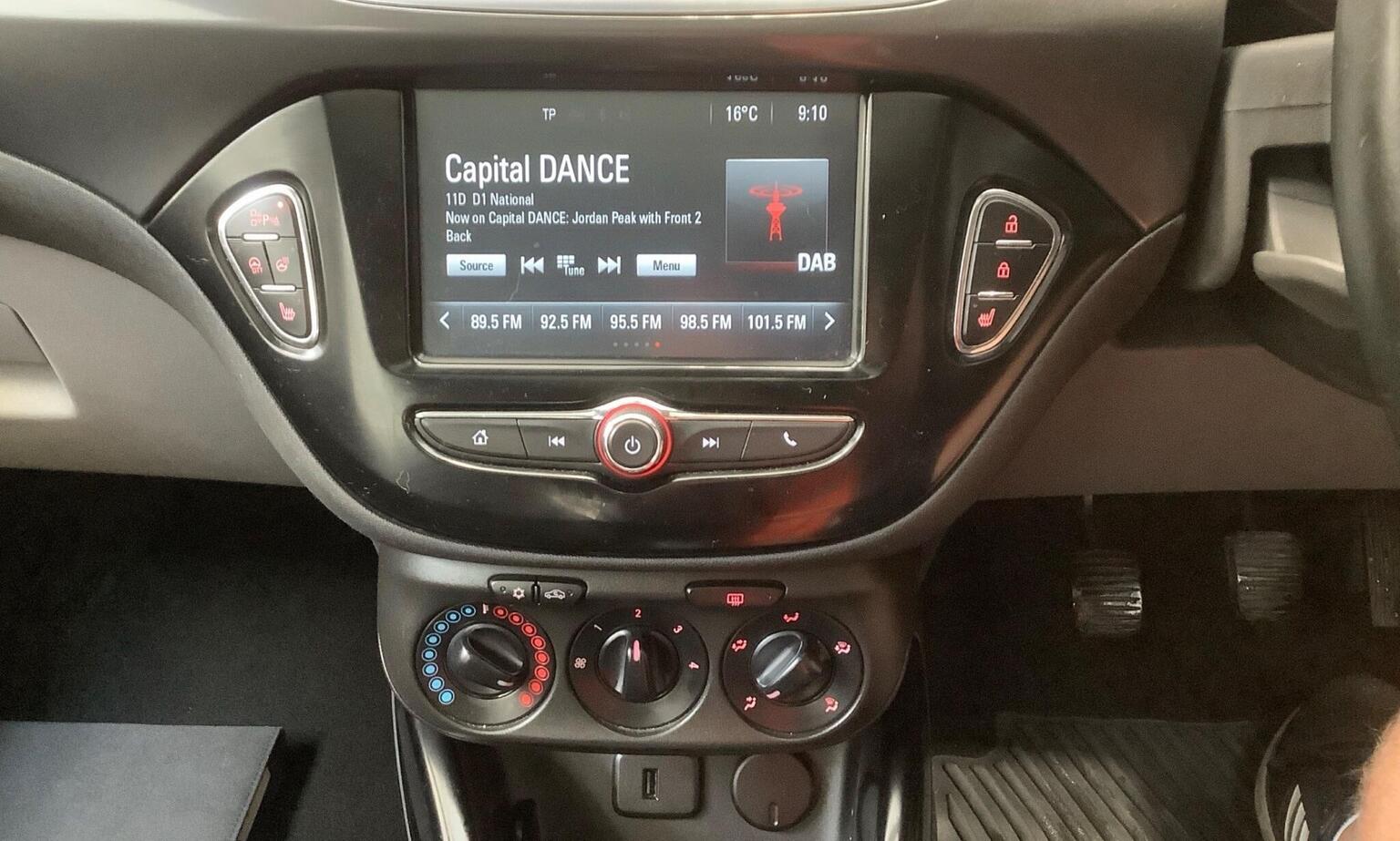 
								Vauxhall Corsa Hatchback full									