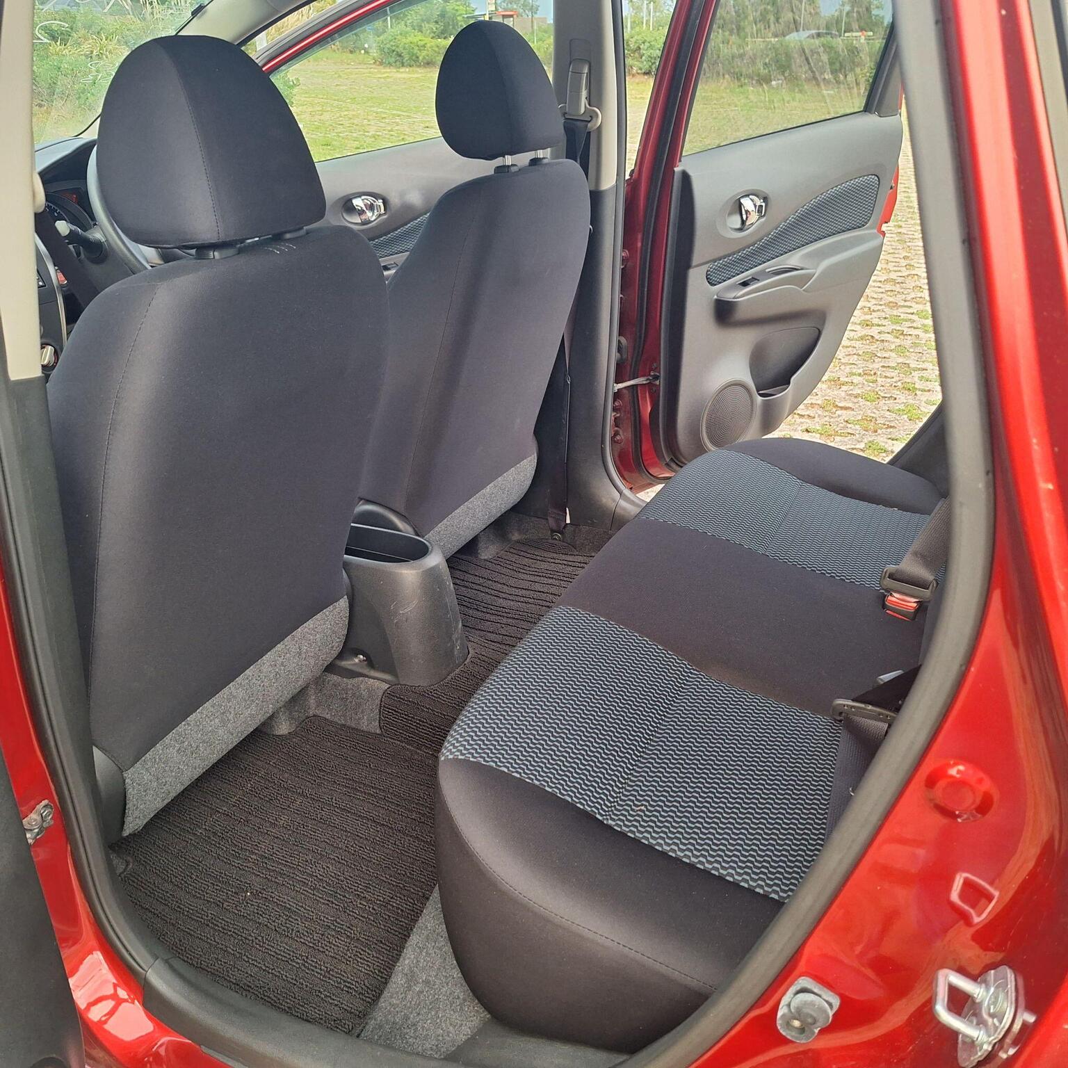 
								Nissan Note Premium full									