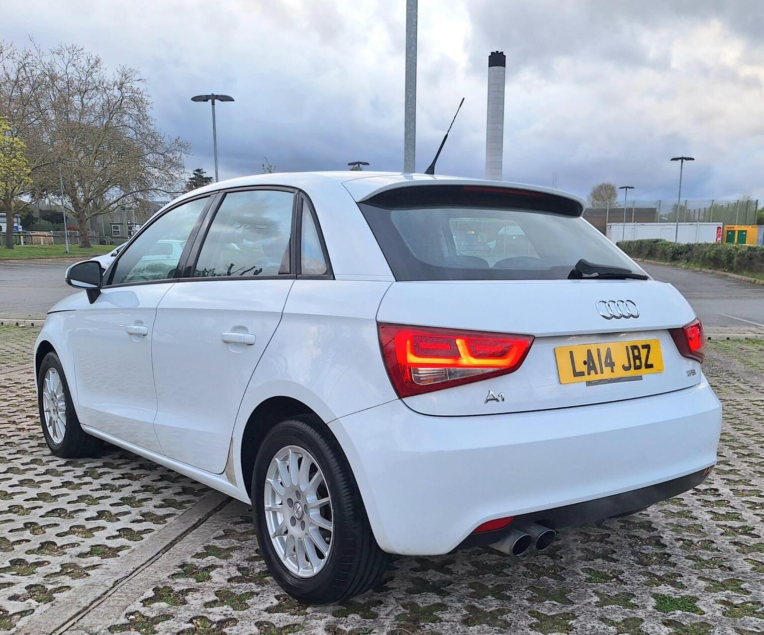 
								Audi A1 Hatchback full									