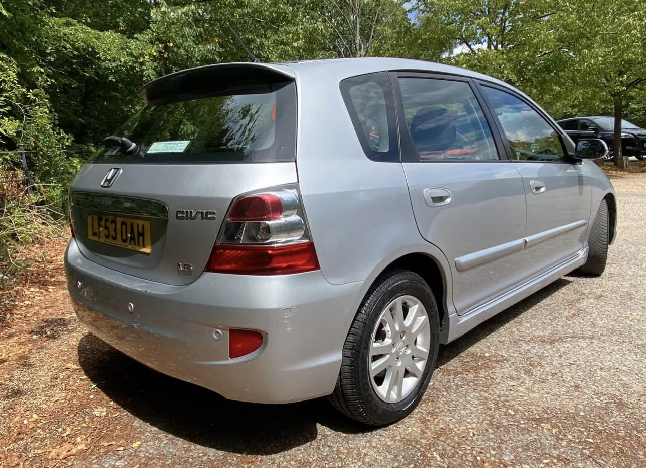 
								Honda Civic Hatchback full									