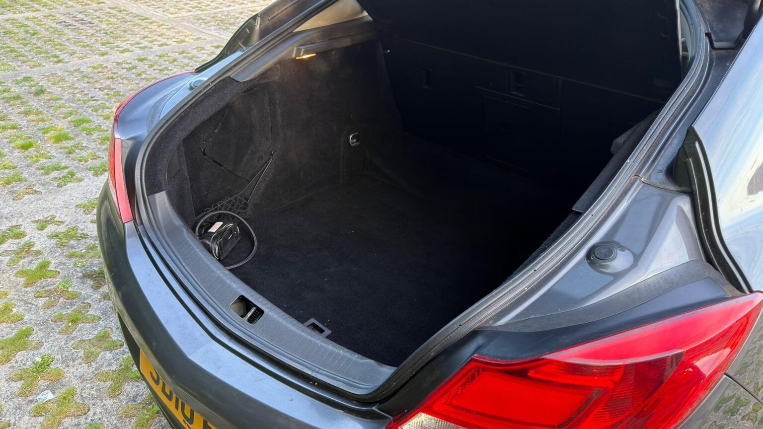
								VAUXHALL INSIGNIA Hatchback 1.8 full									
