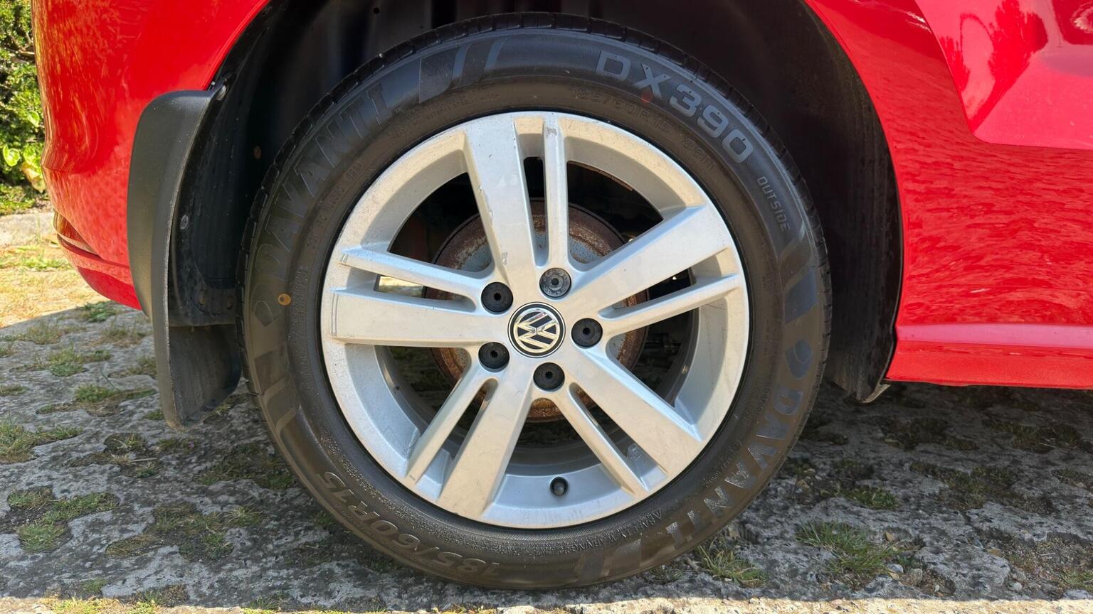
								VOLKSWAGEN POLO Hatchback 1.0 full									