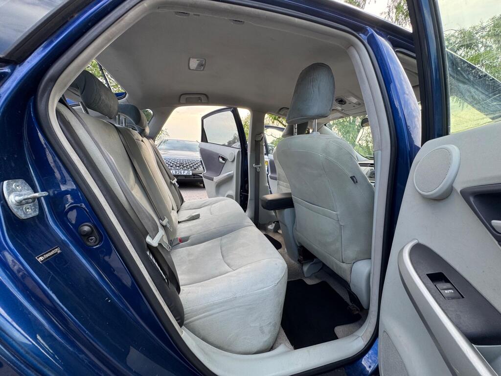 
								Toyota Prius 1.8 VVT-h T Spirit CVT Euro 5 full									