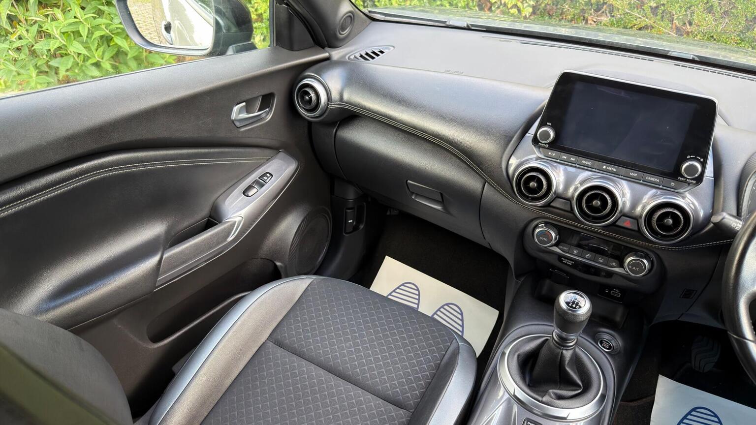 
								Nissan Juke Euro 6 full									
