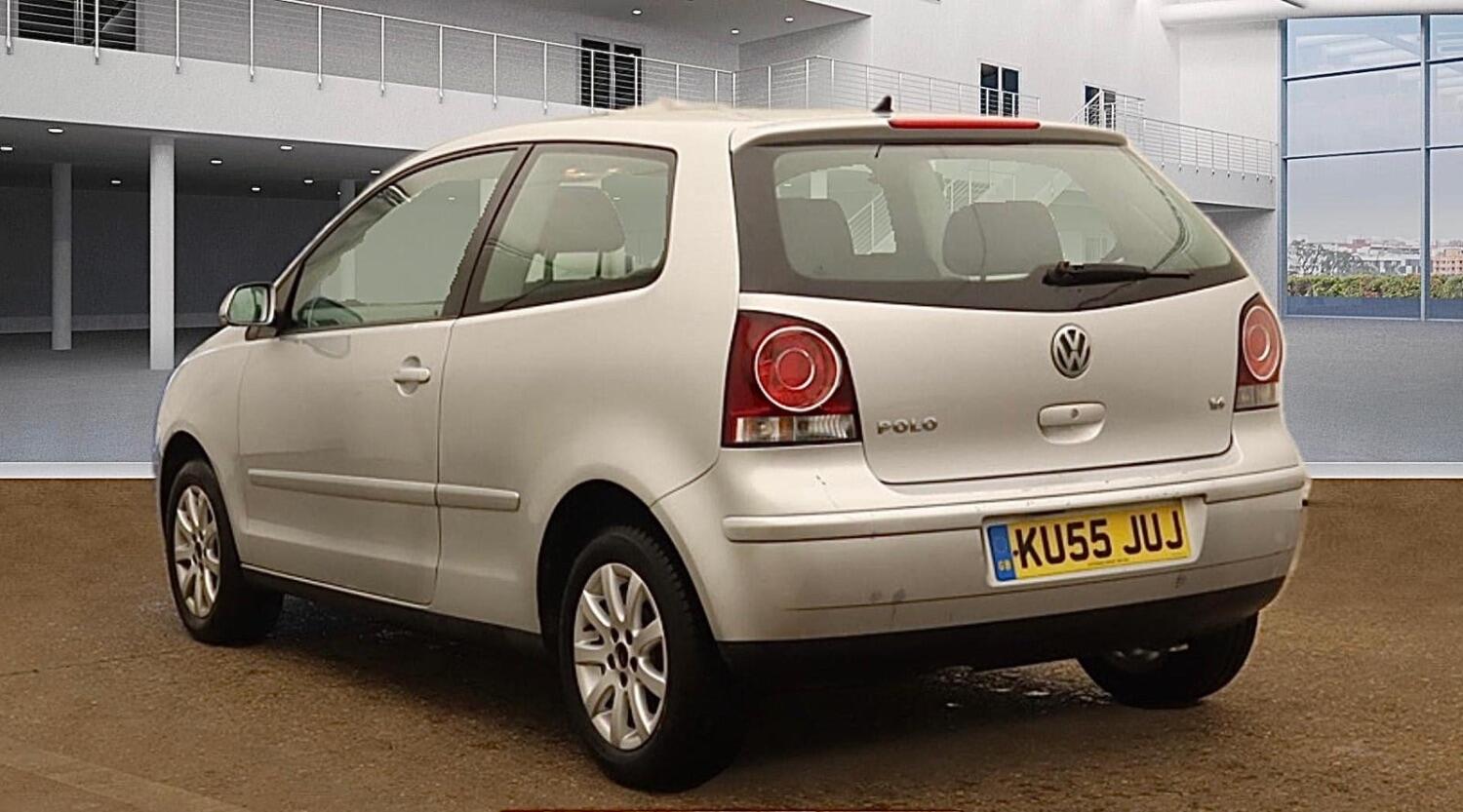 
								VOLKSWAGEN POLO Hatchback 1.4 SE full									