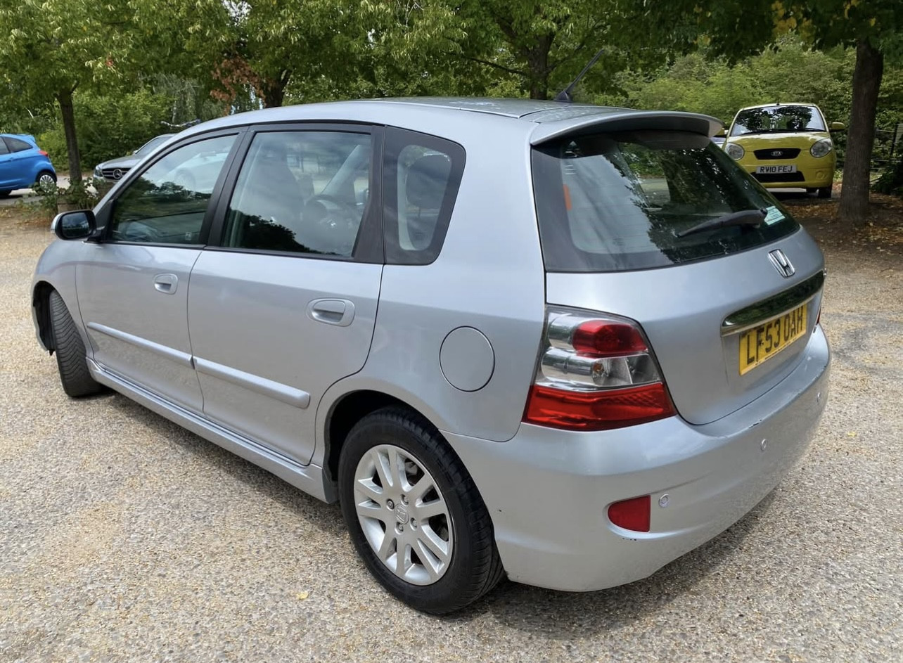 
								Honda Civic Hatchback full									