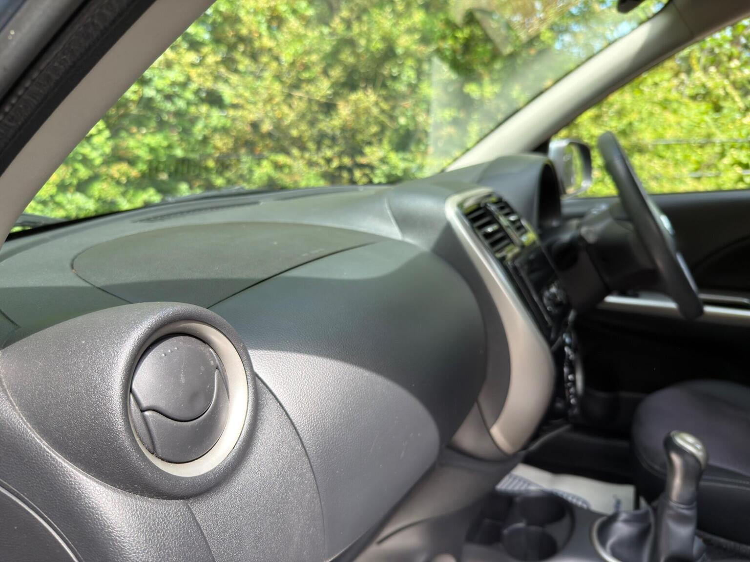 
								Nissan Micra Hatchback full									