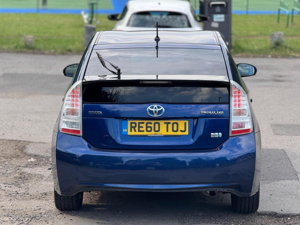 
								Toyota Prius 1.8 VVT-h T Spirit CVT Euro 5 full									