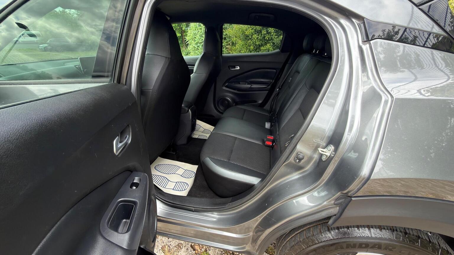 
								Nissan Juke Euro 6 full									